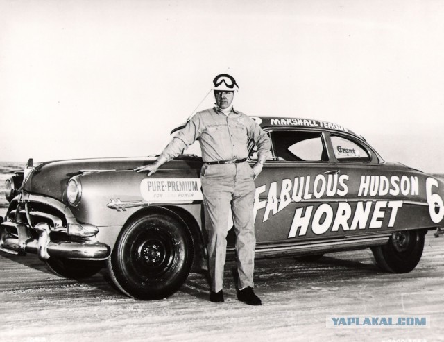 Hudson Hornet: история крутого автомобиля из «Тачек»