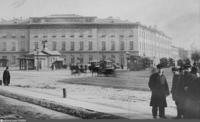 Коллекция редких старых фотографий Петербурга