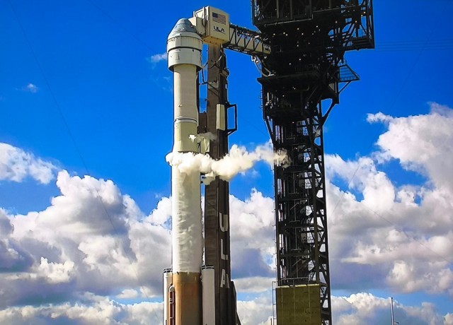 NASA показала «самую мощную ракету из когда-либо построенных». Ее отправят на Луну
