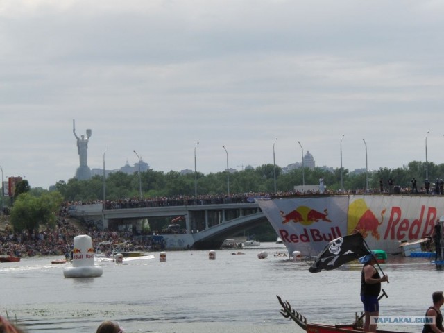 "Кузькина мать" и Red Bull Flugtag 2010