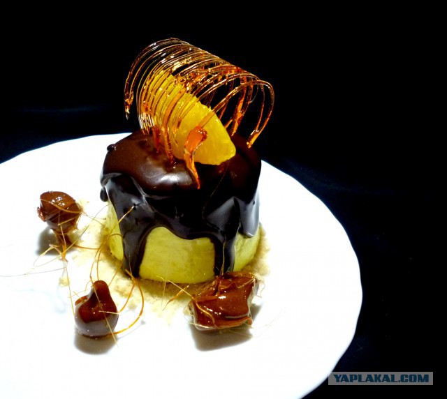 Творожный десерт с шоколадной глазурью