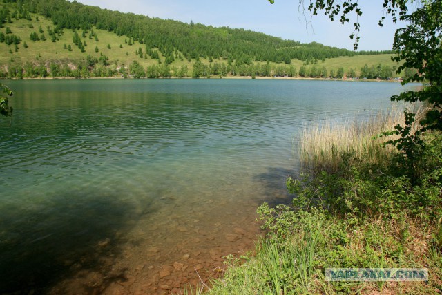 В краю голубых озёр