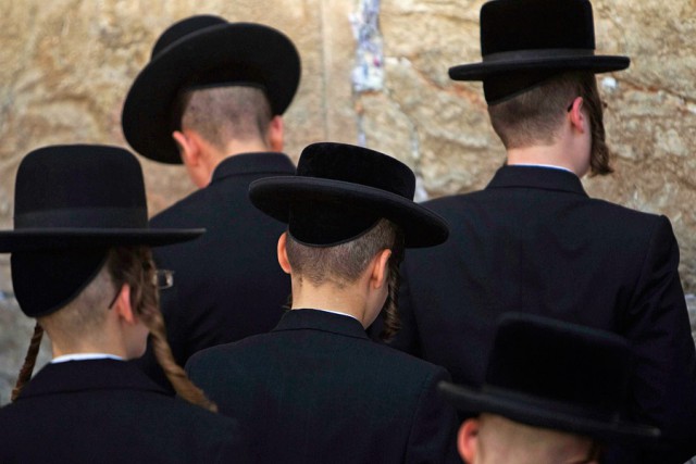 Быт ультра-ортодоксальных евреев в Иерусалиме. Фоторепортаж