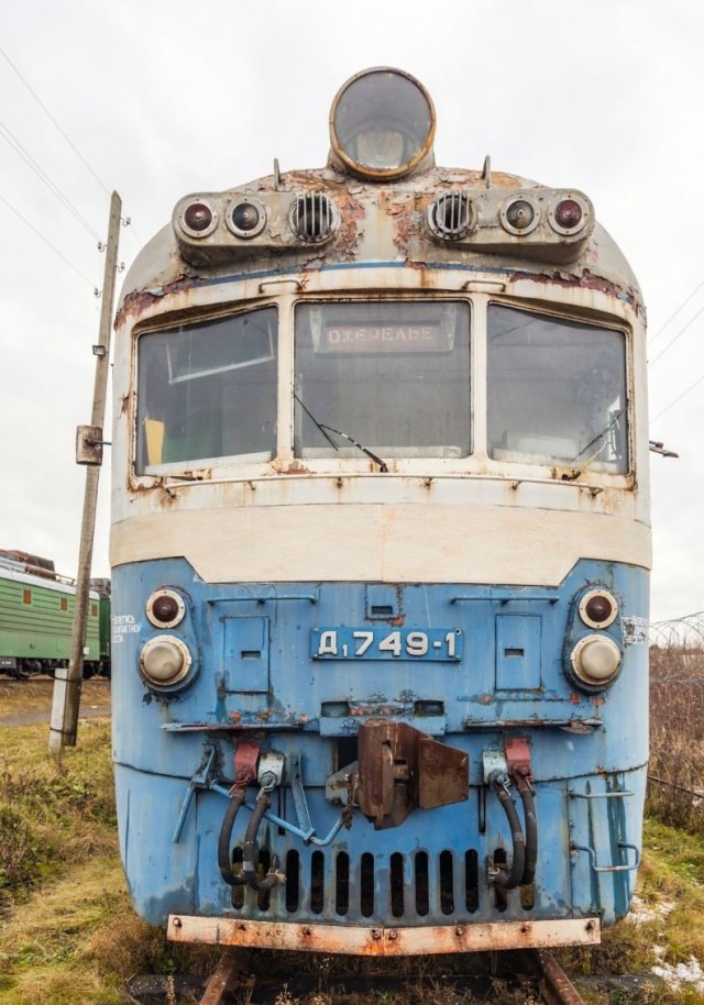 Фоторепортаж с секретной базы на Урале, где хранятся старинные поезда