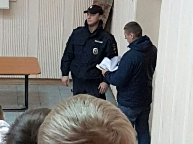 В Новосибирске полицейские прямо посреди лекции в ВУЗе задержали студентов-участников митинга 7-го октября