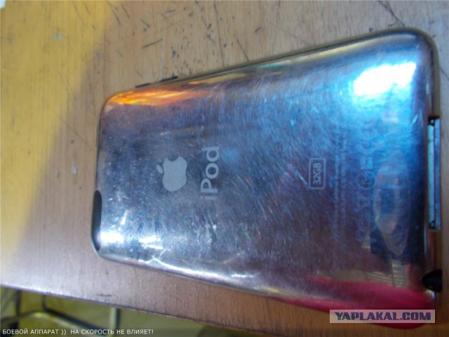 Продам или махну Плеер Apple iPod touch 3g 32Gb