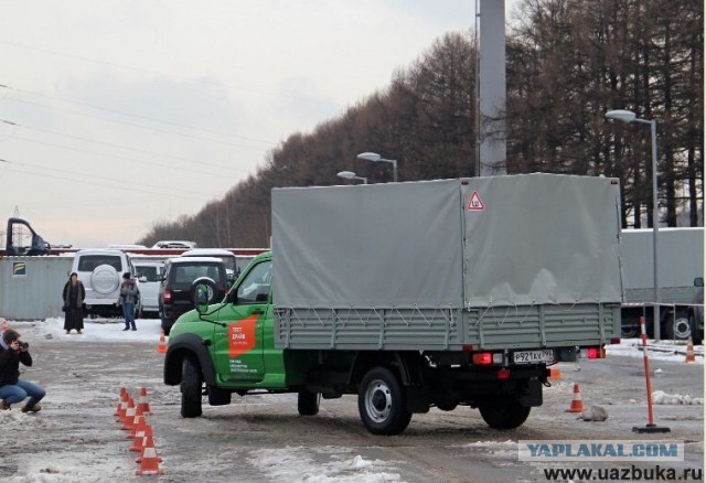 Презентация УАЗ Профи... С девочками! Новый УАЗ для военных и 180-сильный Патриот