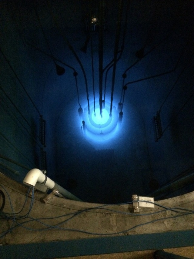 Фото ядерного реактора. Без фильтров и фотошопов.