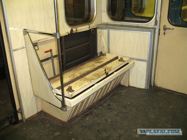 СК: Машинист поезда метро предотвратил большее количество жертв