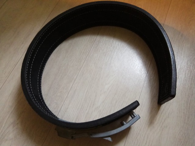 Продается тяжелоатлетический пояс Inzer lever belt 10mm