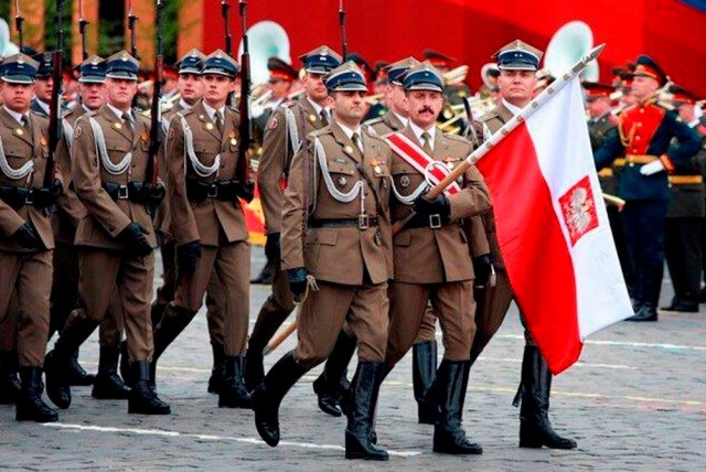 В Польше остановили все военные учения после гибели пяти солдат