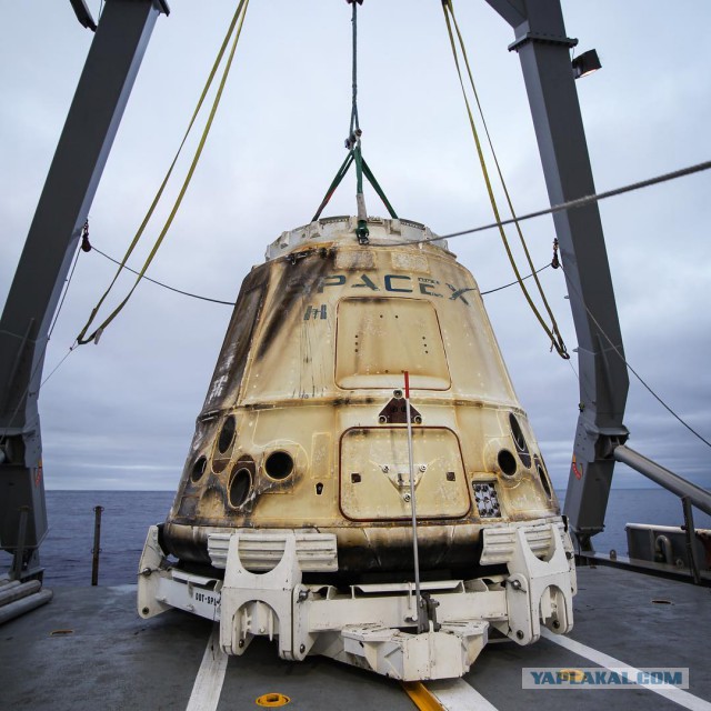Грузовой корабль Dragon второй раз вернулся на Землю с МКС