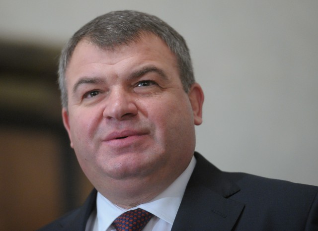 Сердюков стал кандидатом в совет директоров ОАК