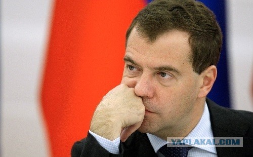 Тайная цель пенсионной реформы — навязать России второй срок Медведева?