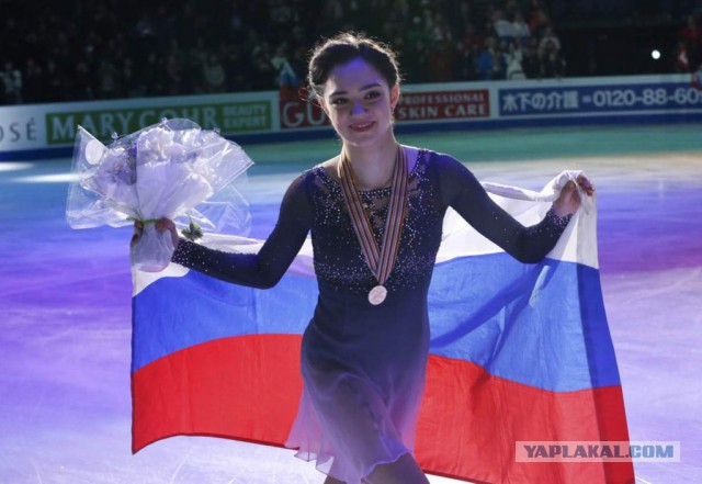 Фигуристка Евгения Медведева защитила звание чемпионки мира с двумя рекордами