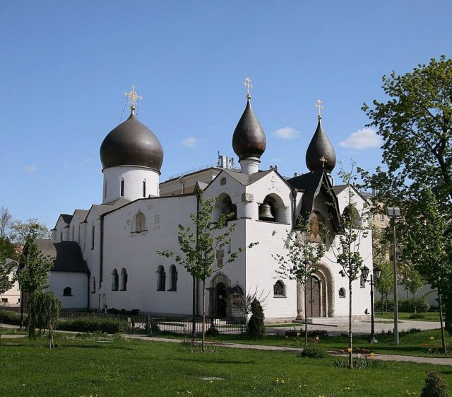 Со счетов московского монастыря пропали более 26 миллионов рублей.