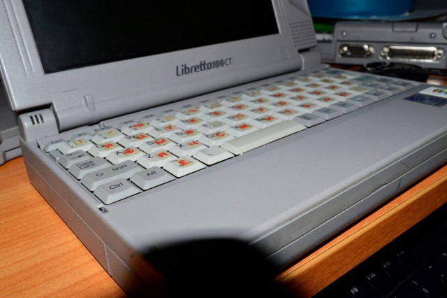 Какими были ноутбуки 20 лет назад на примере Toshiba libretto 100ct