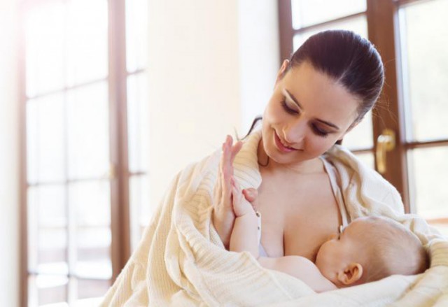 Молодая мама потрясла интернет невероятным аргументом в пользу грудного вскармливания