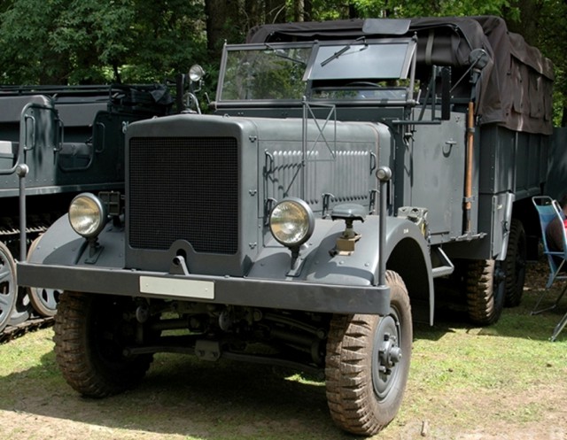 Фронтовой грузовик вермахта Einheitsdiesel