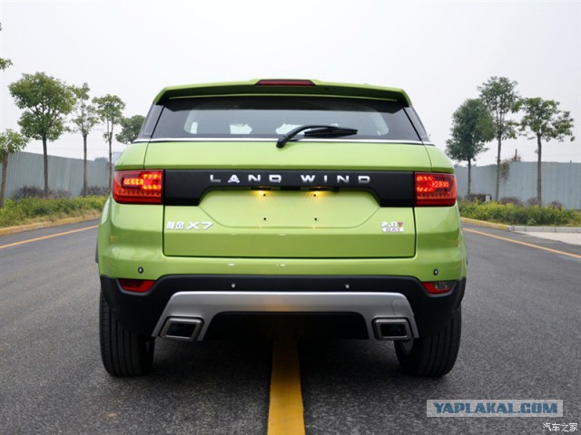 Landwind X7 - Неплохая копия Range Rover Evoque