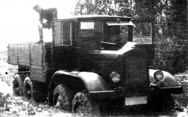 «Ответ Чемберлену» или как грузовики ЯГАЗ чуть не довели СССР до мирового лидерства