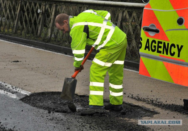 Британец нашел способ быстро заставить городские службы латать ямы на дорогах