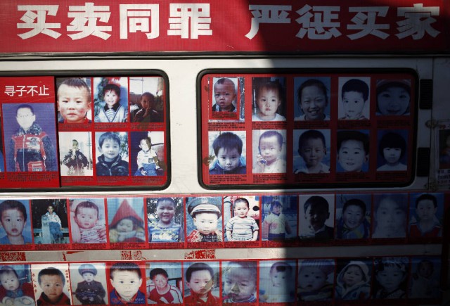 Воровство детей в Китае (18+)