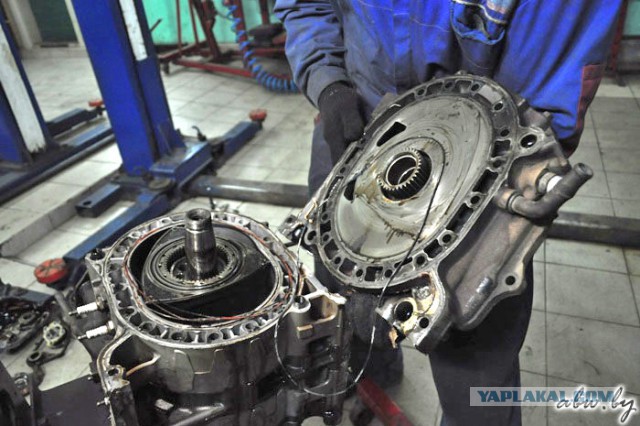 Разбираем роторный двигатель Mazda RX-8