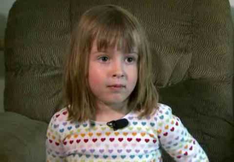 Четырехлетняя девочка сдала няню полиции