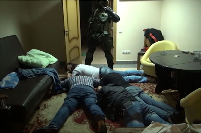 Целая сотня «братков» задержана на «сходке» в Подмосковье