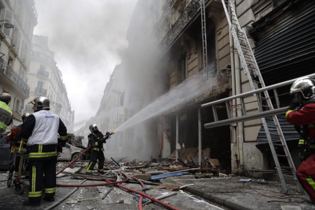 Взрыв произошел в центре Парижа