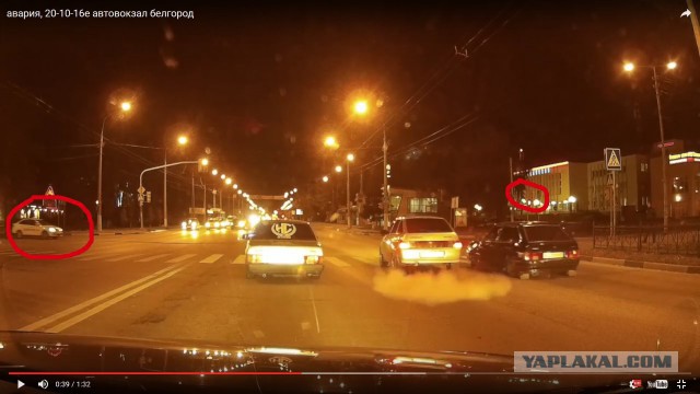 Традиционный пост про чепырку: Уличные гонщики перевернули такси в Белгороде