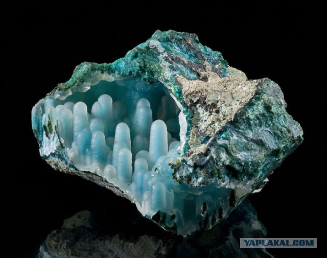 60 красивейших минералов и камней