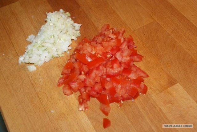 Гирос с томатным рисом и цацики.