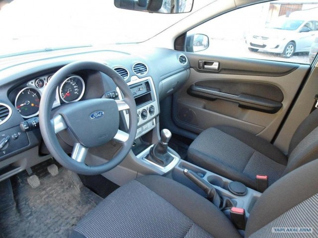 Продам в СПб Ford Focus 2 2011г