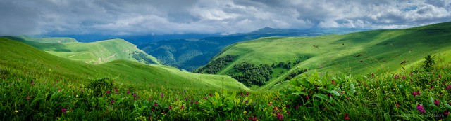 Кавказ на двух колесах