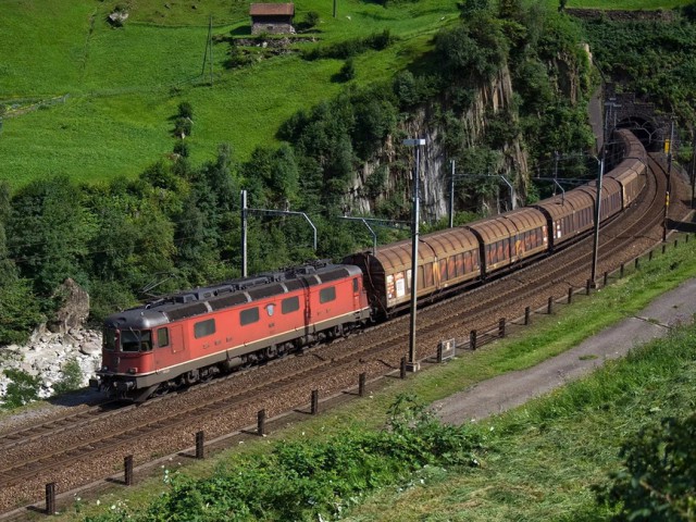 9 самых мощных железнодорожных локомотивов в мире