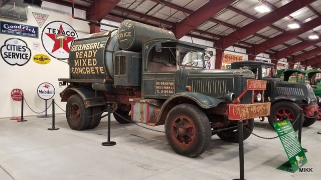 Музей грузовиков на тракстопе