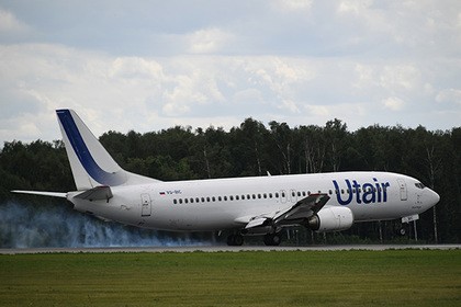 Еще один самолет вернулся в Москву из-за попадания птиц в лобовое стекло