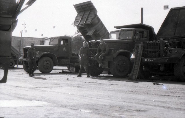 Военные грузовики