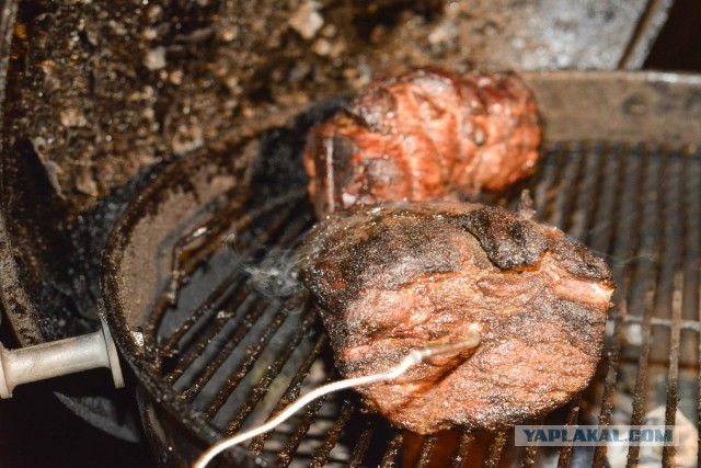 Свинина медленного горячего копчения по американски (BBQ Pulled Pork)