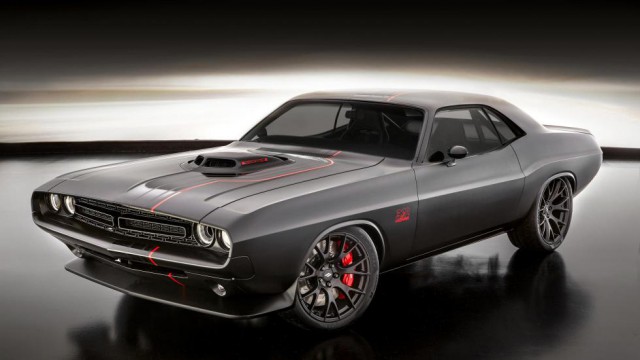 Dodge воскресил классический Challenger