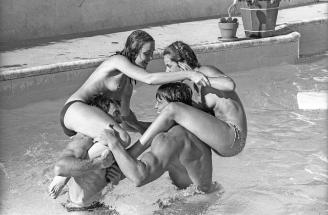 Arnold Schwarzenegger & Nastassja Kinski by Michael Ochs '1976