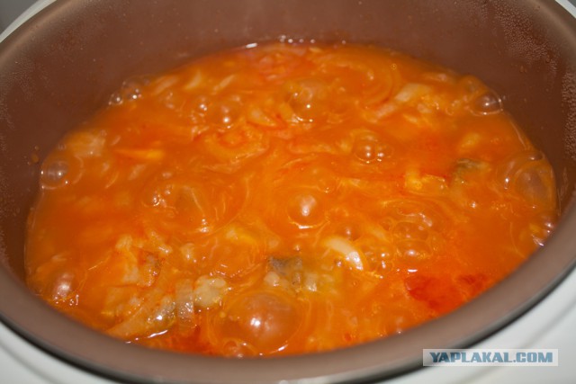Рыба тушеная в томатном соусе