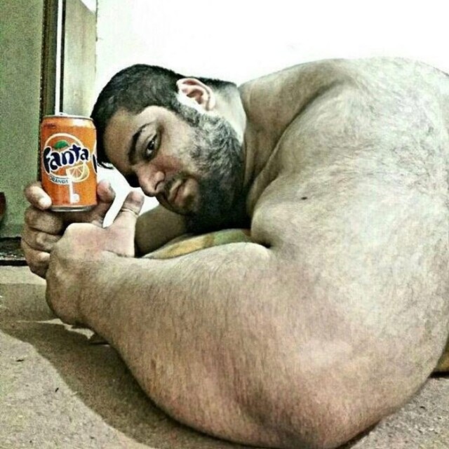 Тяжелоатлет Саджад Гариби - иранский «Халк» весом более 150 кг