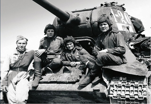 1944. Небольшая подборка военных фотографий