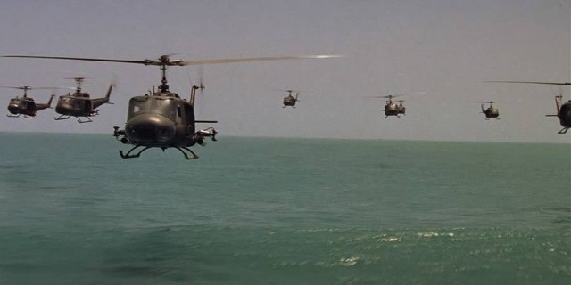 Лучшие сцены с боевыми вертолётами в кино