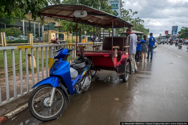 Как живёт семья таксиста из Камбоджи