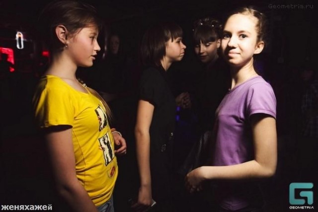 Школьная дискотека в Челябинске, пенная пати