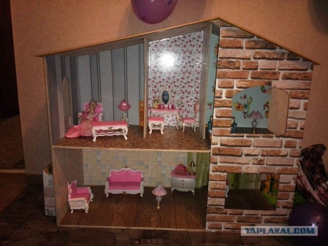 Кукольный домик для дочери
